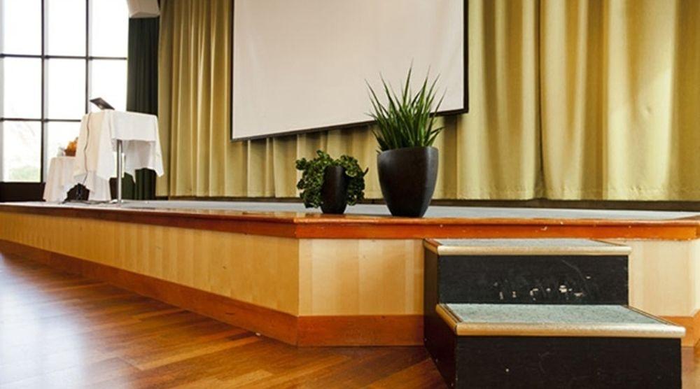 Quality Hotel Нака Екстериор снимка