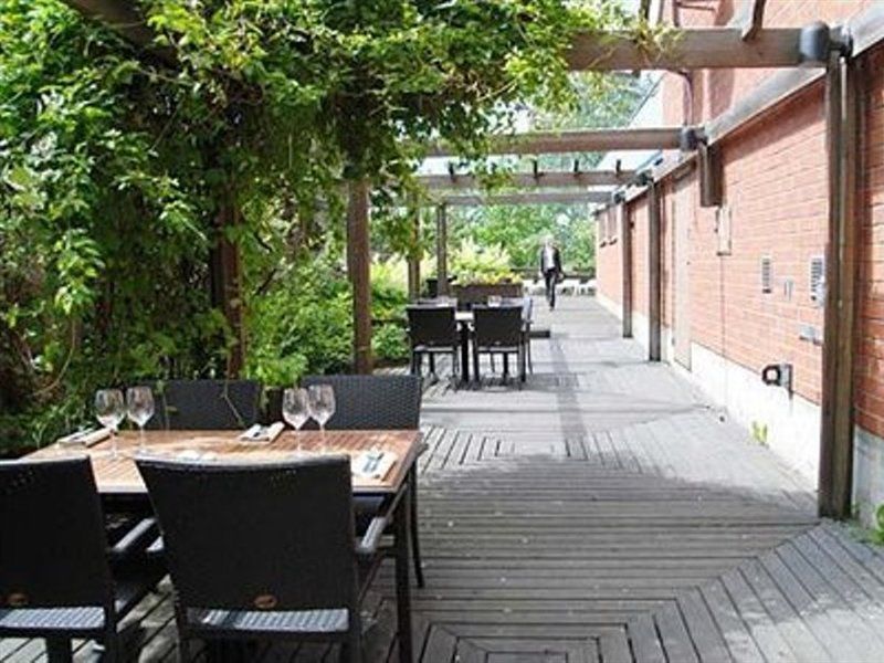 Quality Hotel Нака Екстериор снимка