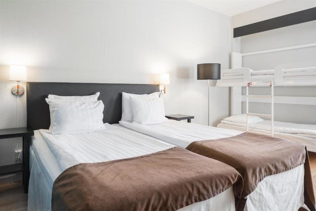 Quality Hotel Нака Екстериор снимка